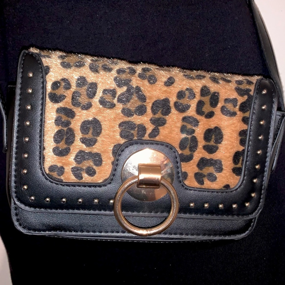 Cheetah Printed Cross Body